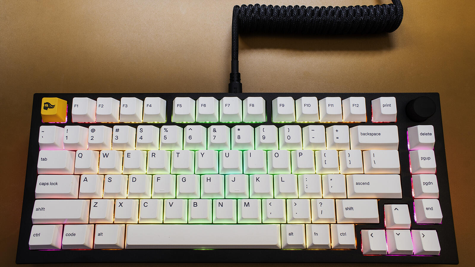 GMMK Pro - Liner Switch - GPBT Keycaps- Coil-Wriest Rest- Key Puller- Switch Puller